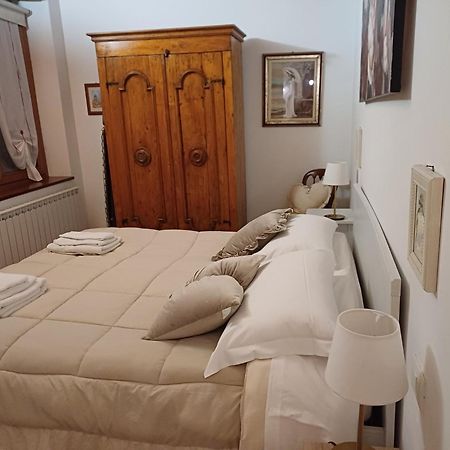 Casa Vacanze Ada フィエーゾレ エクステリア 写真