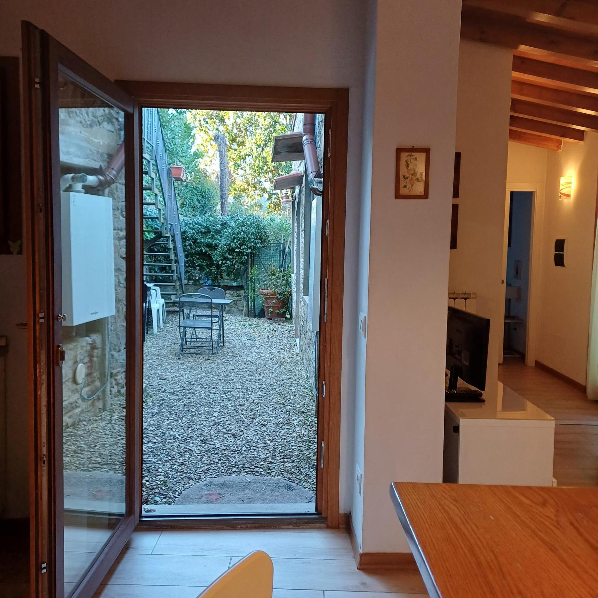 Casa Vacanze Ada フィエーゾレ エクステリア 写真