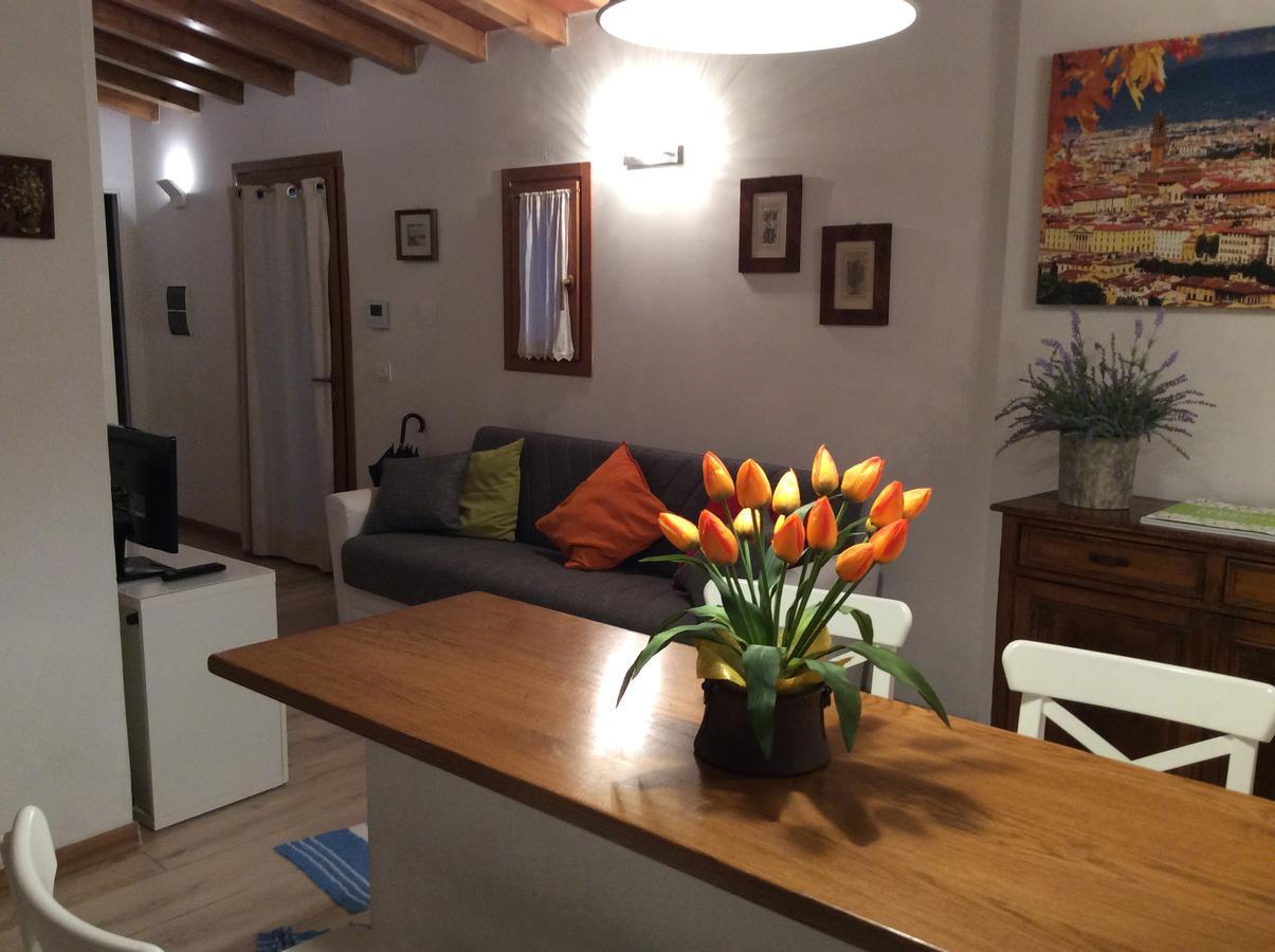 Casa Vacanze Ada フィエーゾレ エクステリア 写真